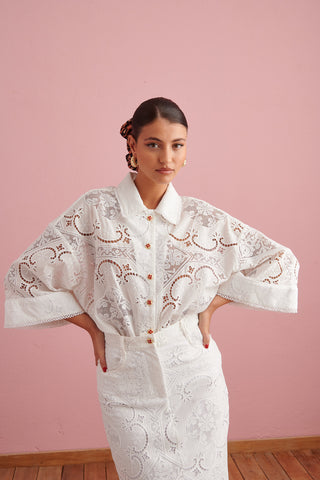 karavan clothing fashion spring summer 24 collection Drusella shirt white lace
