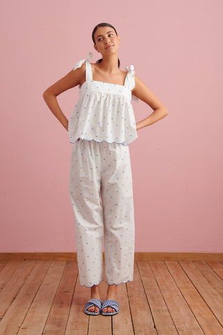 karavan clothing fashion spring summer 24 that moment homeware sleepware satin pyjamas set white