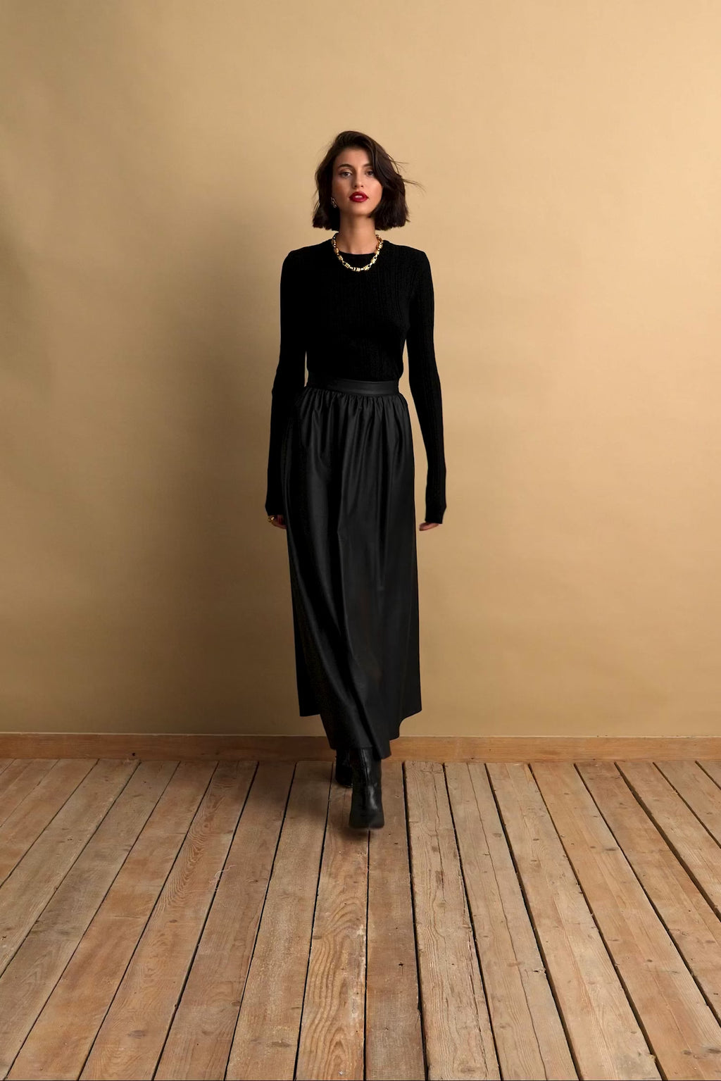 karavan clothing fashion KRVN well i did fall winter 24 25 angelina skirt black