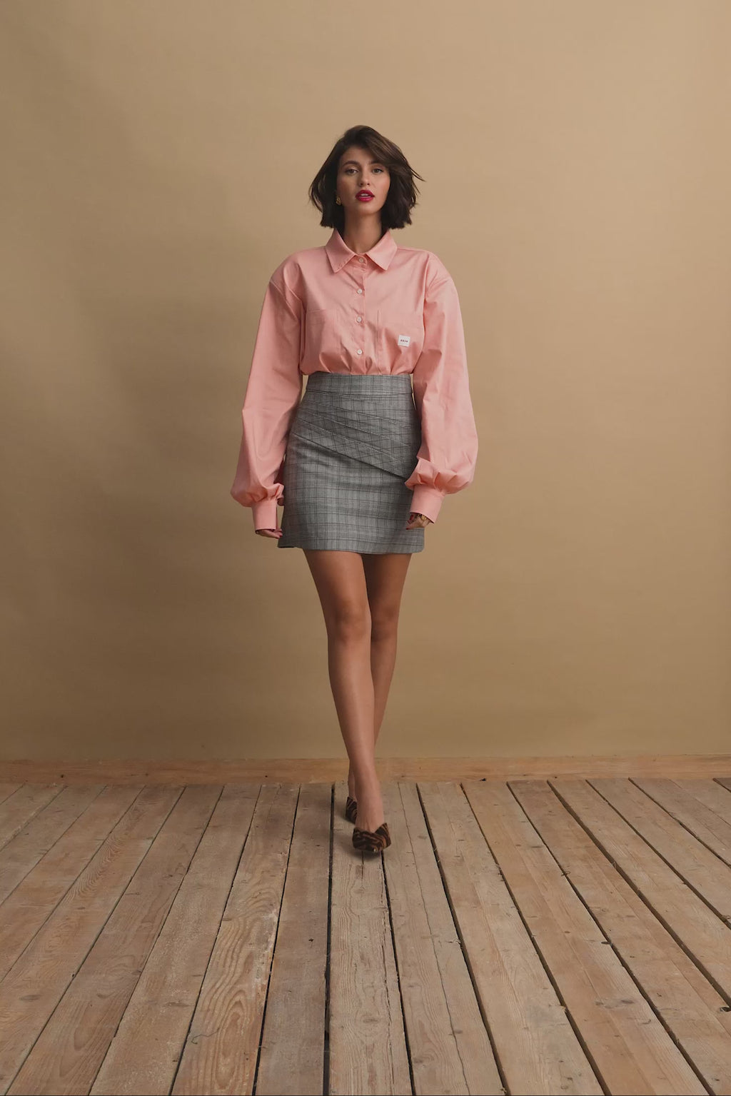 karavan clothing fashion KRVN well i did fall winter 24 25 jenny checked skirt grey